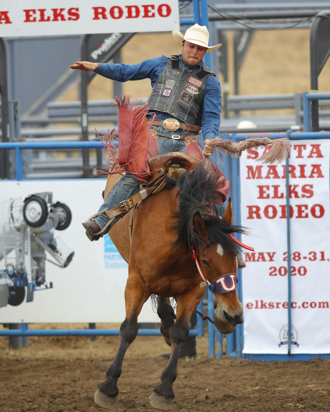 060219 Elks Rodeo Sunday 27.jpg